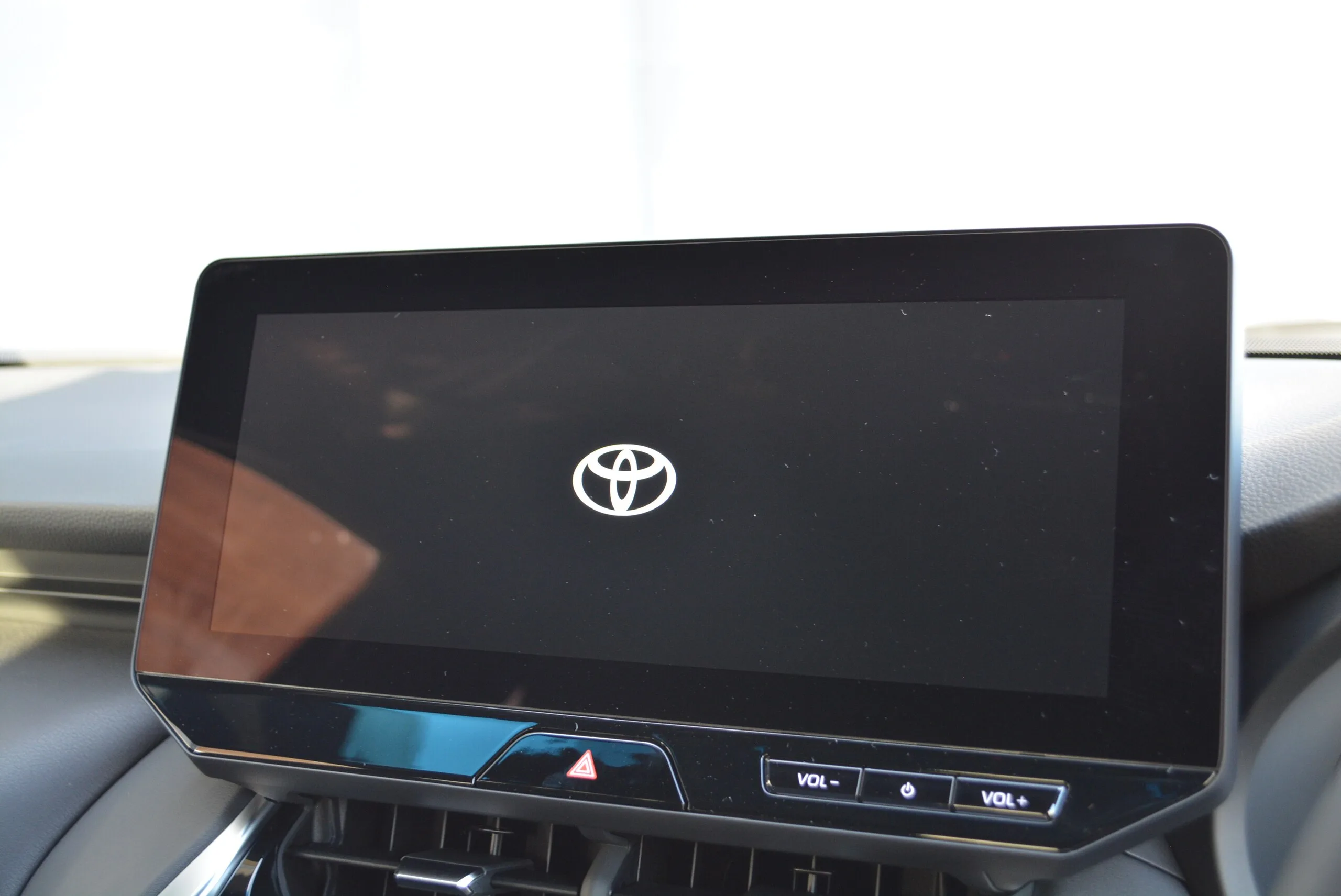 2026 Toyota Harrier 2.5 Hybrid Z