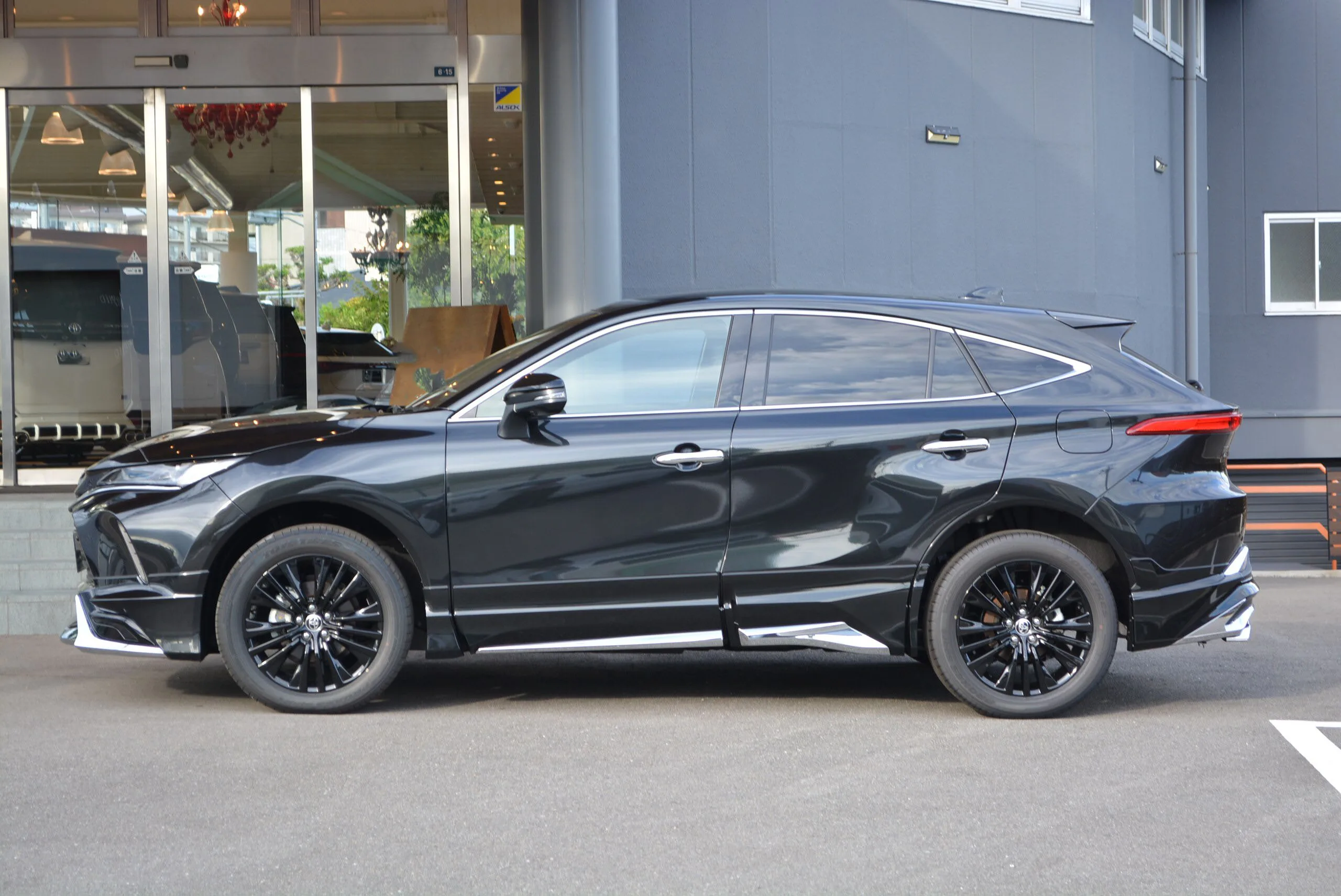 2026 Toyota Harrier 2.5 Hybrid Z