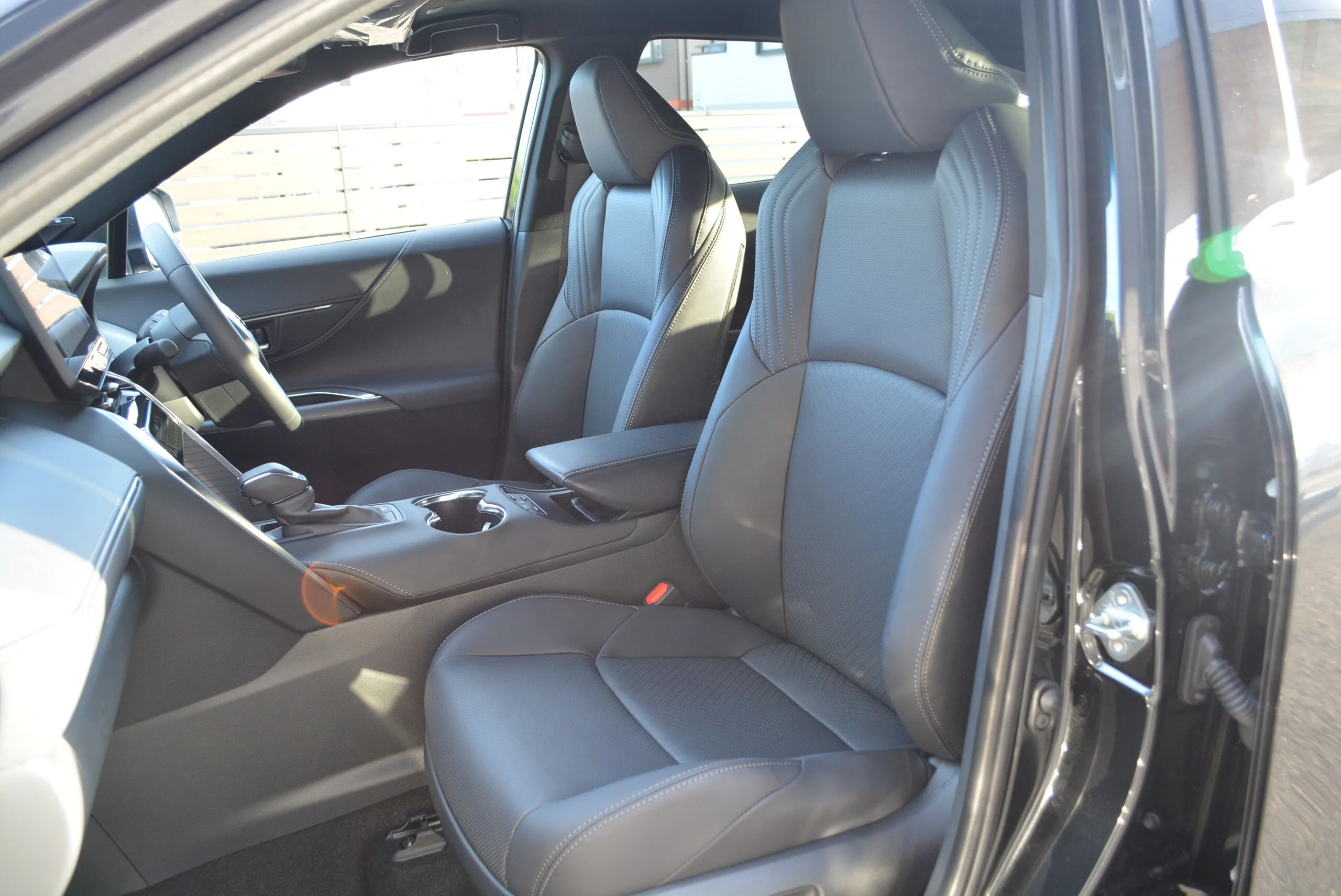 2026 Toyota Harrier 2.5 Hybrid Z
