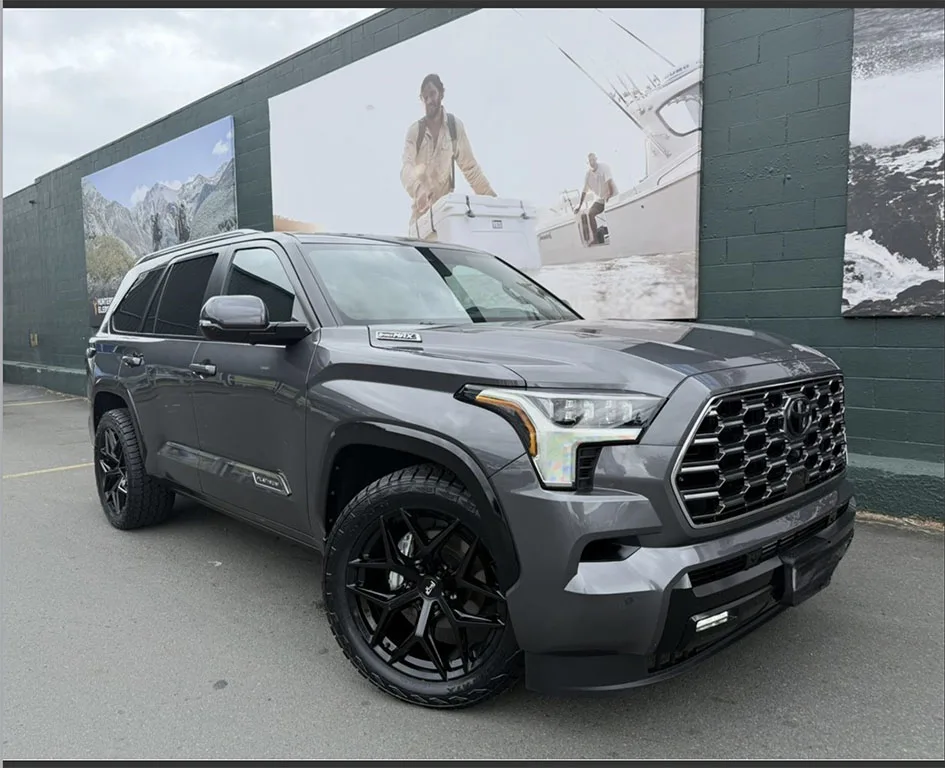 2026 Toyota Tundra / Sequoia Platinum (Hybrid, 4WD, 7 seats)