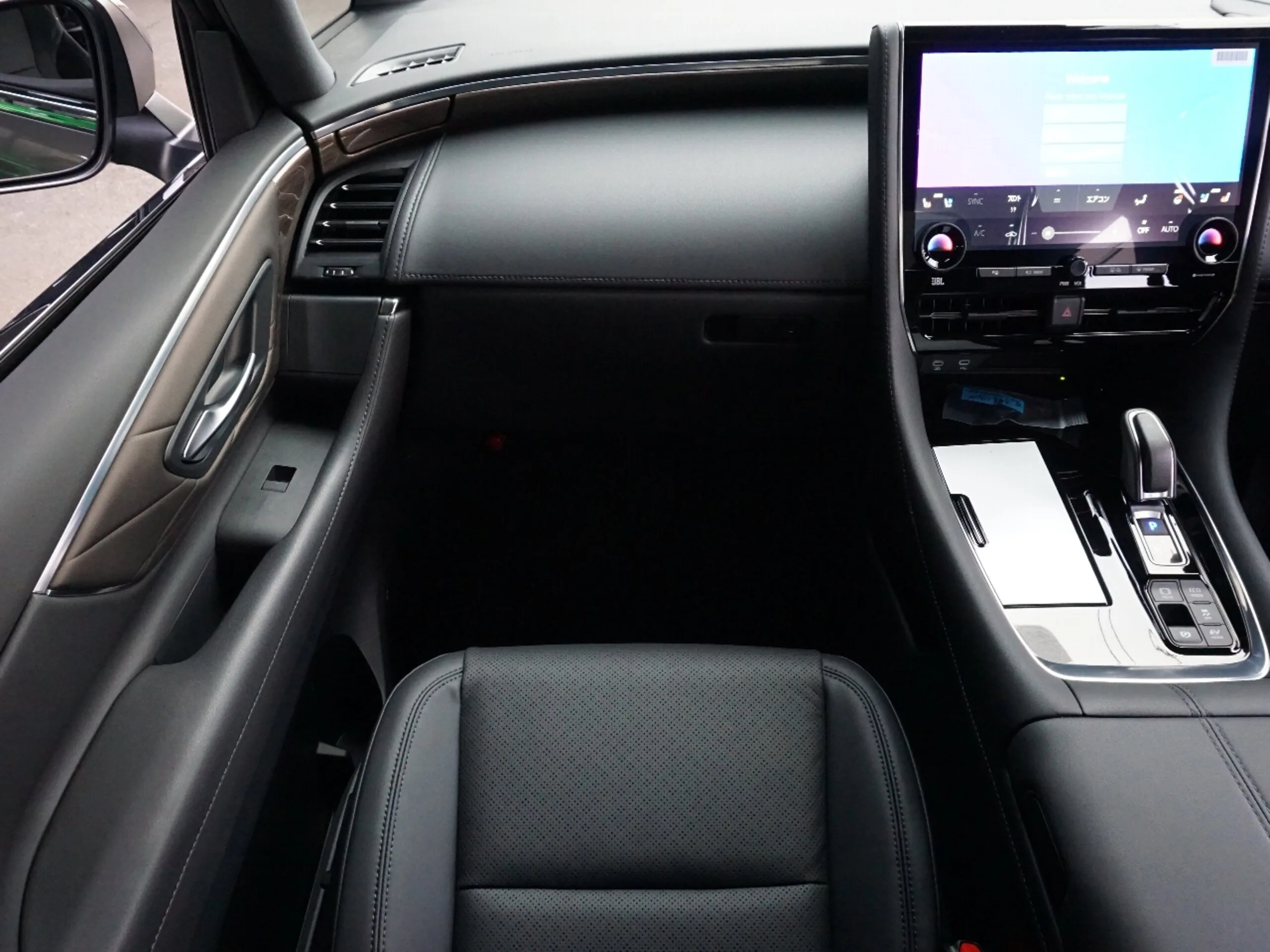 2026 Toyota Velfire Hybrid 2.5 Executive Lounge E-Four 4WD for export from Japan