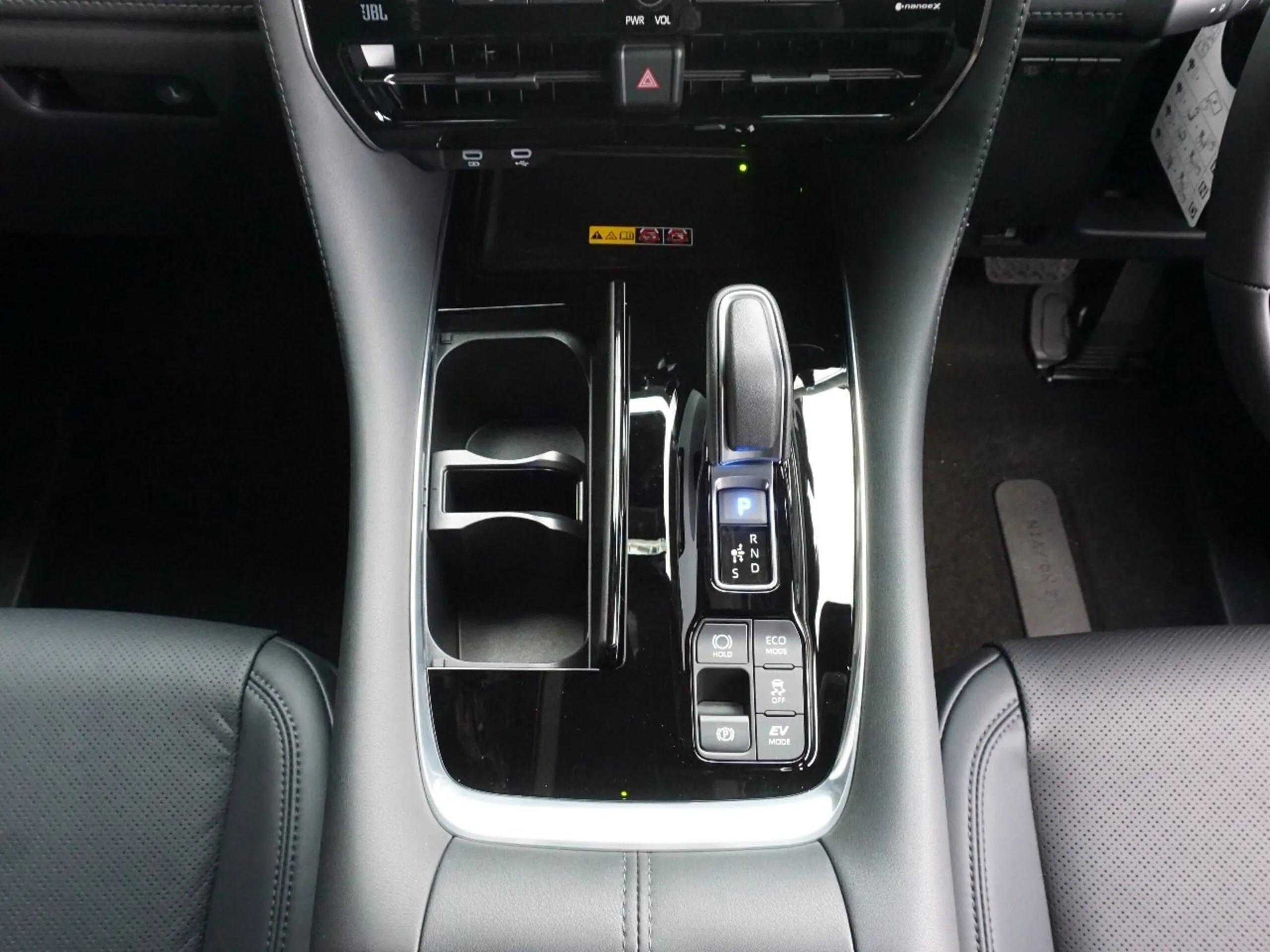 2026 Toyota Velfire Hybrid 2.5 Executive Lounge E-Four 4WD for export from Japan
