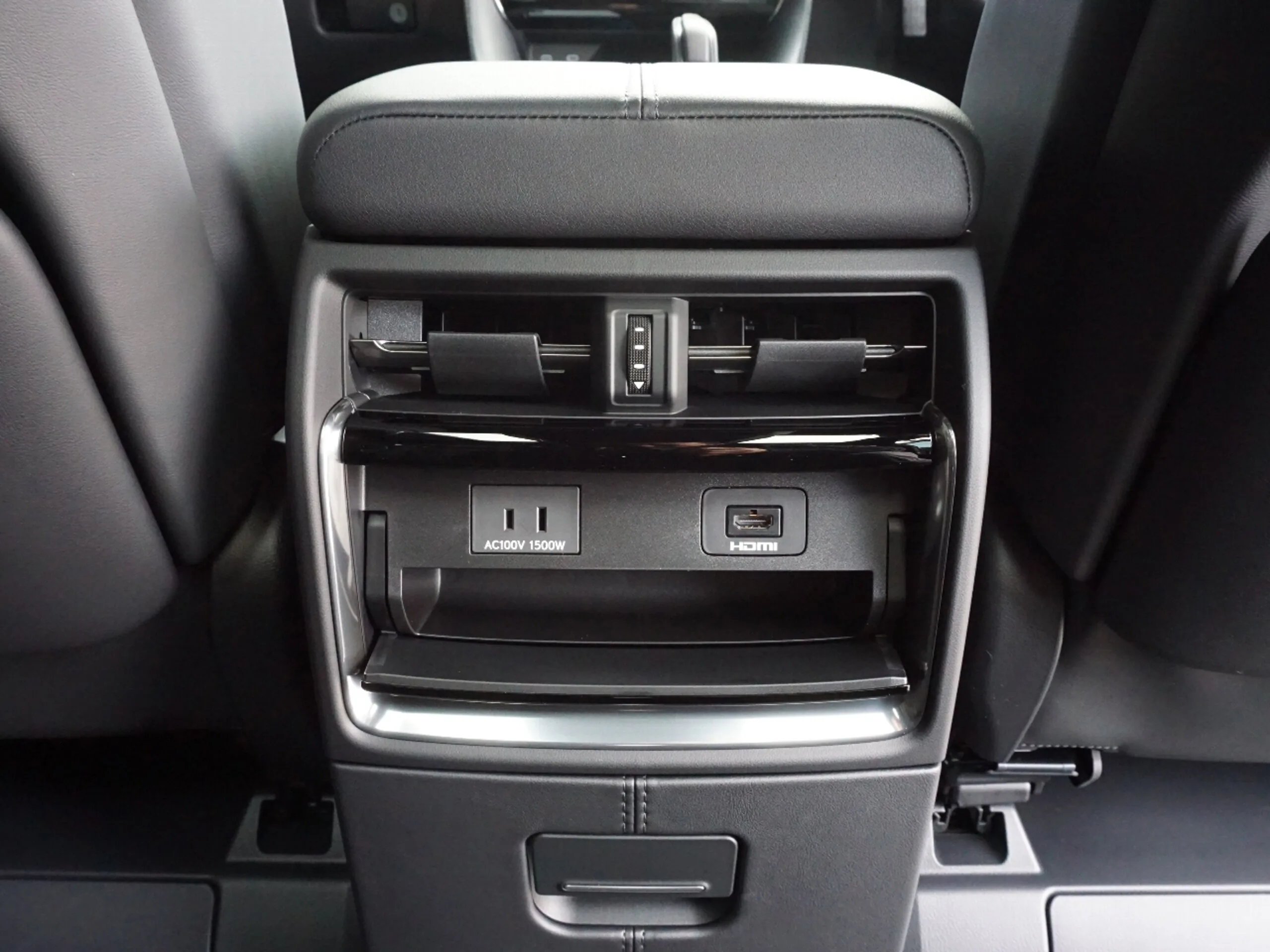 2026 Toyota Velfire Hybrid 2.5 Executive Lounge E-Four 4WD for export from Japan