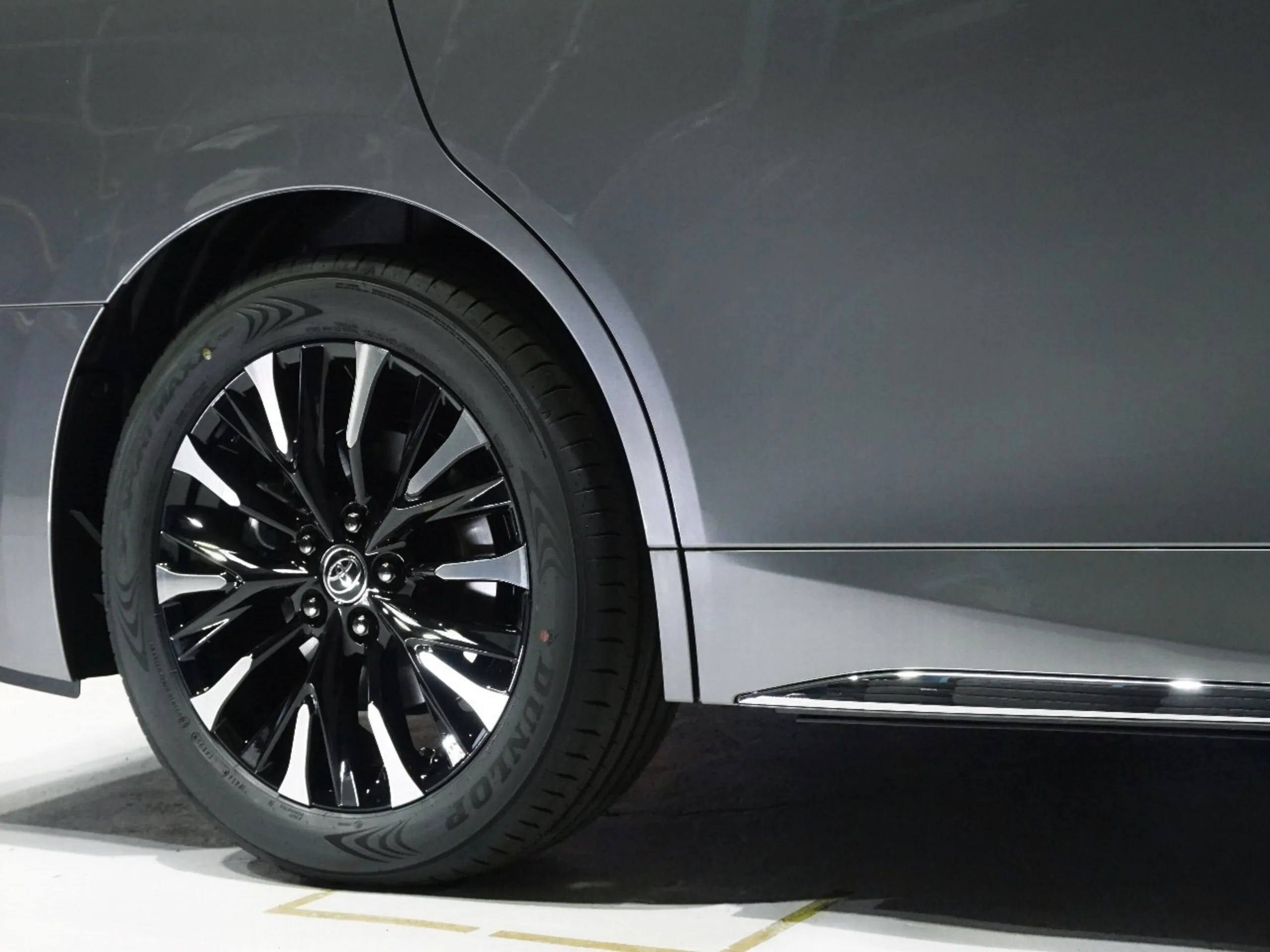 2026 Toyota Velfire Hybrid 2.5 Executive Lounge E-Four 4WD for export from Japan