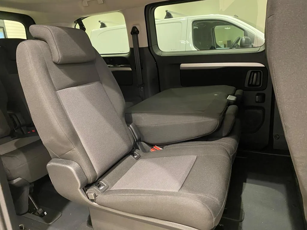 2025 Toyota Proace Verso 9-Seater Electric MPV for export from Japan