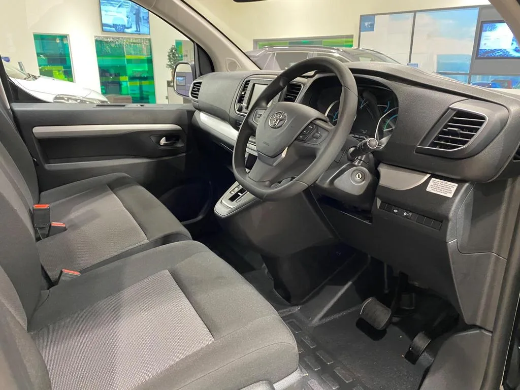 2025 Toyota Proace Verso 9-Seater Electric MPV for export from Japan
