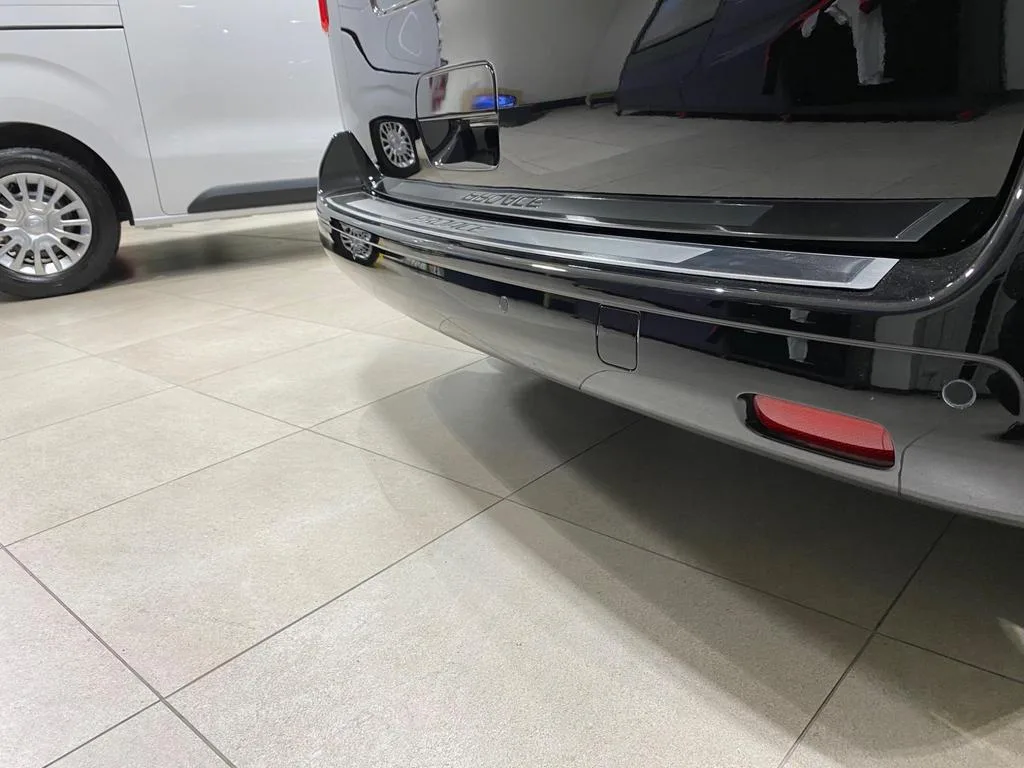 2025 Toyota Proace Verso 9-Seater Electric MPV for export from Japan