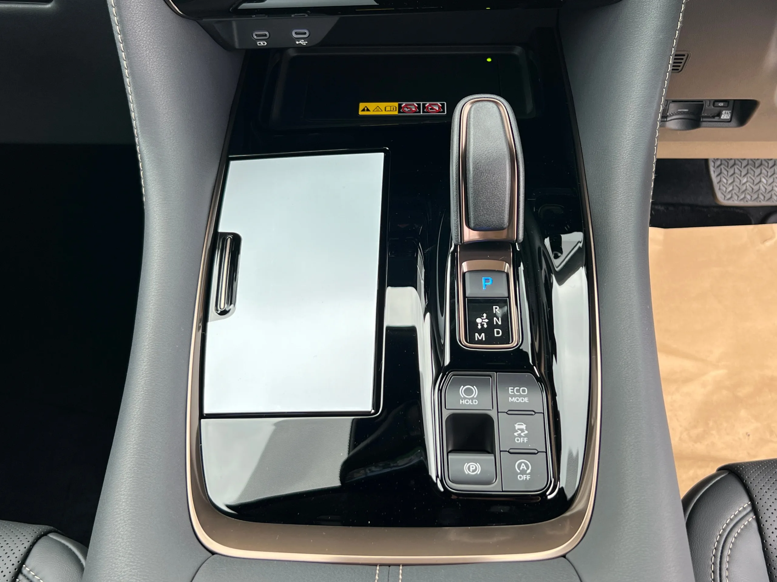 2025 Toyota VELLFIRE 2.4 Z Premier MPV for export from Japan