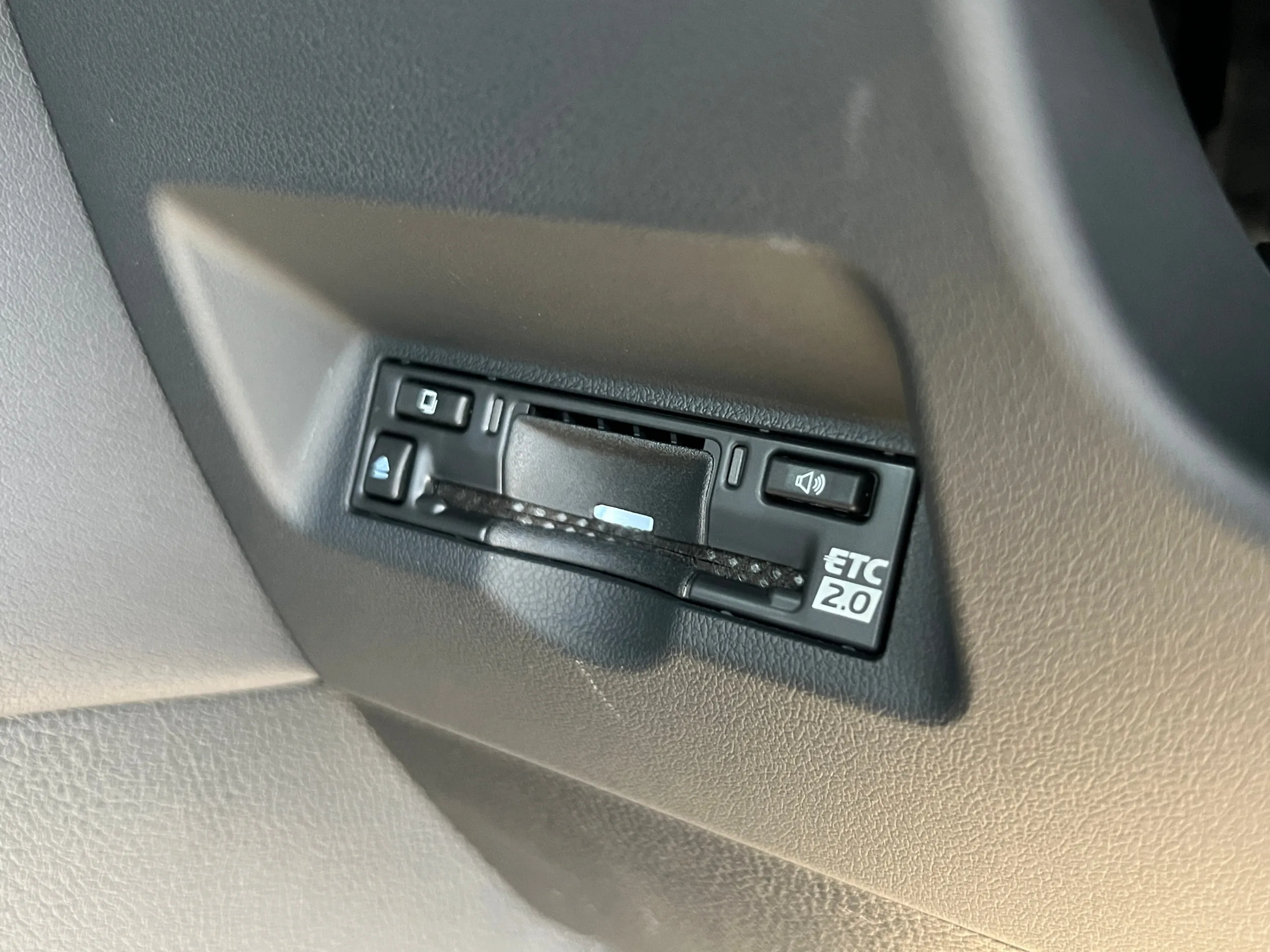 2025 Toyota VELLFIRE 2.4 Z Premier MPV for export from Japan