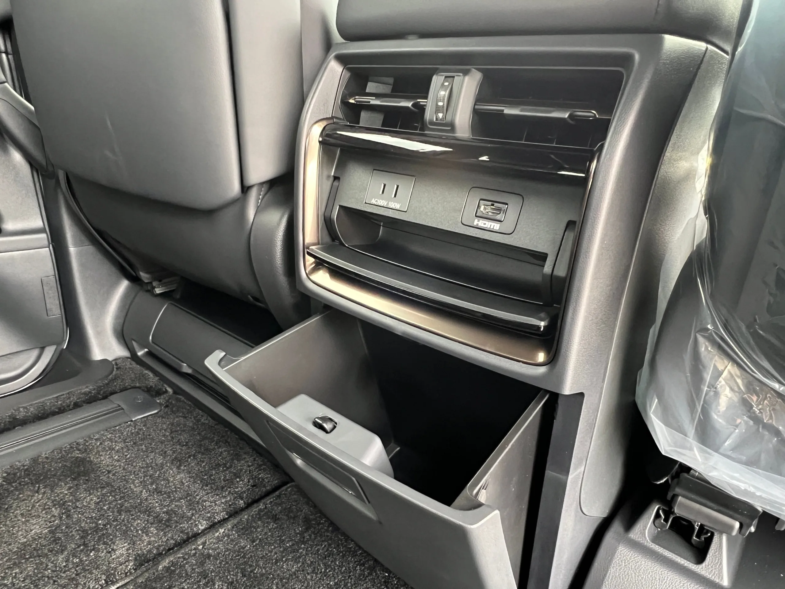 2025 Toyota VELLFIRE 2.4 Z Premier MPV for export from Japan
