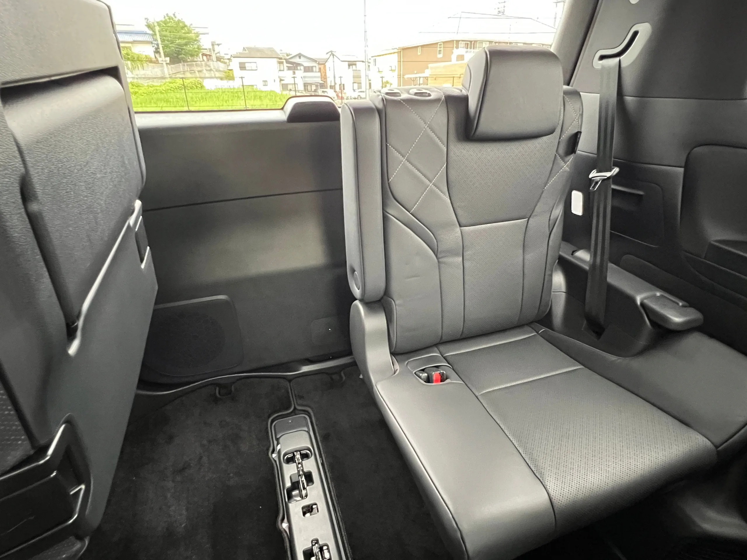 2025 Toyota VELLFIRE 2.4 Z Premier MPV for export from Japan