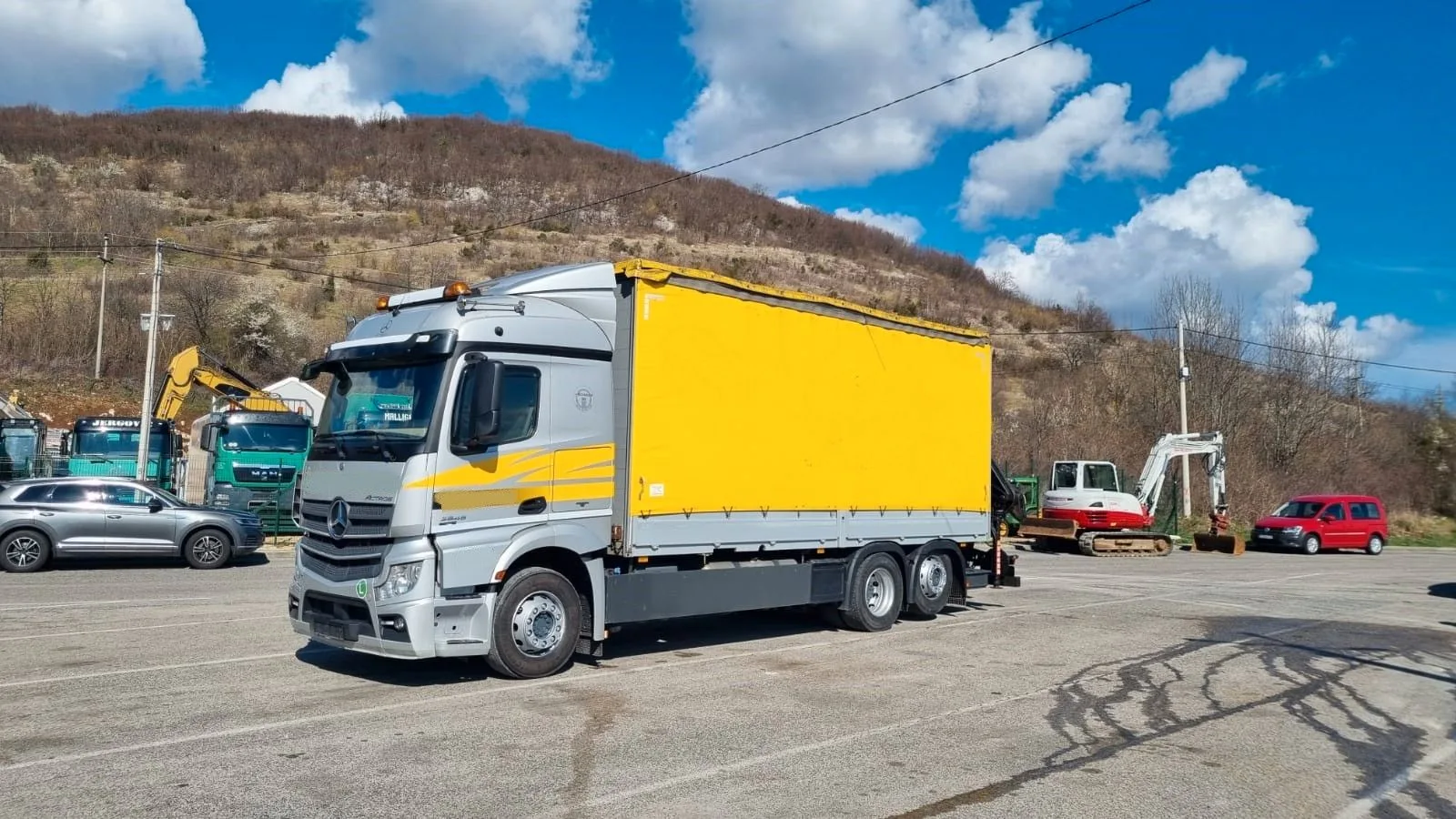 Mercedes-Benz ACTROS 2545L 6x2 with HIAB 155 E-5 Crane