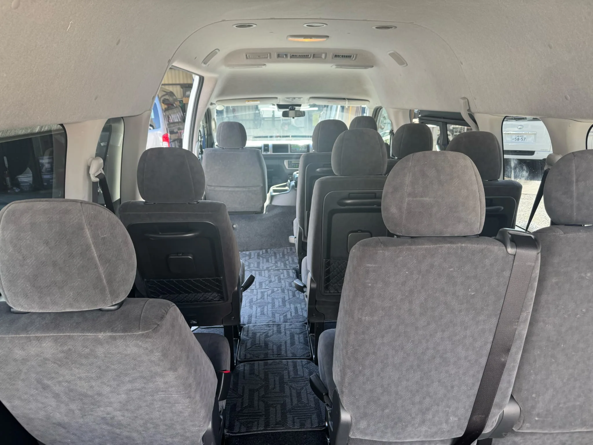 2025 Toyota Hiace Grand Cabin – 10 Seater (14 Seater Convertible) for export from Japan