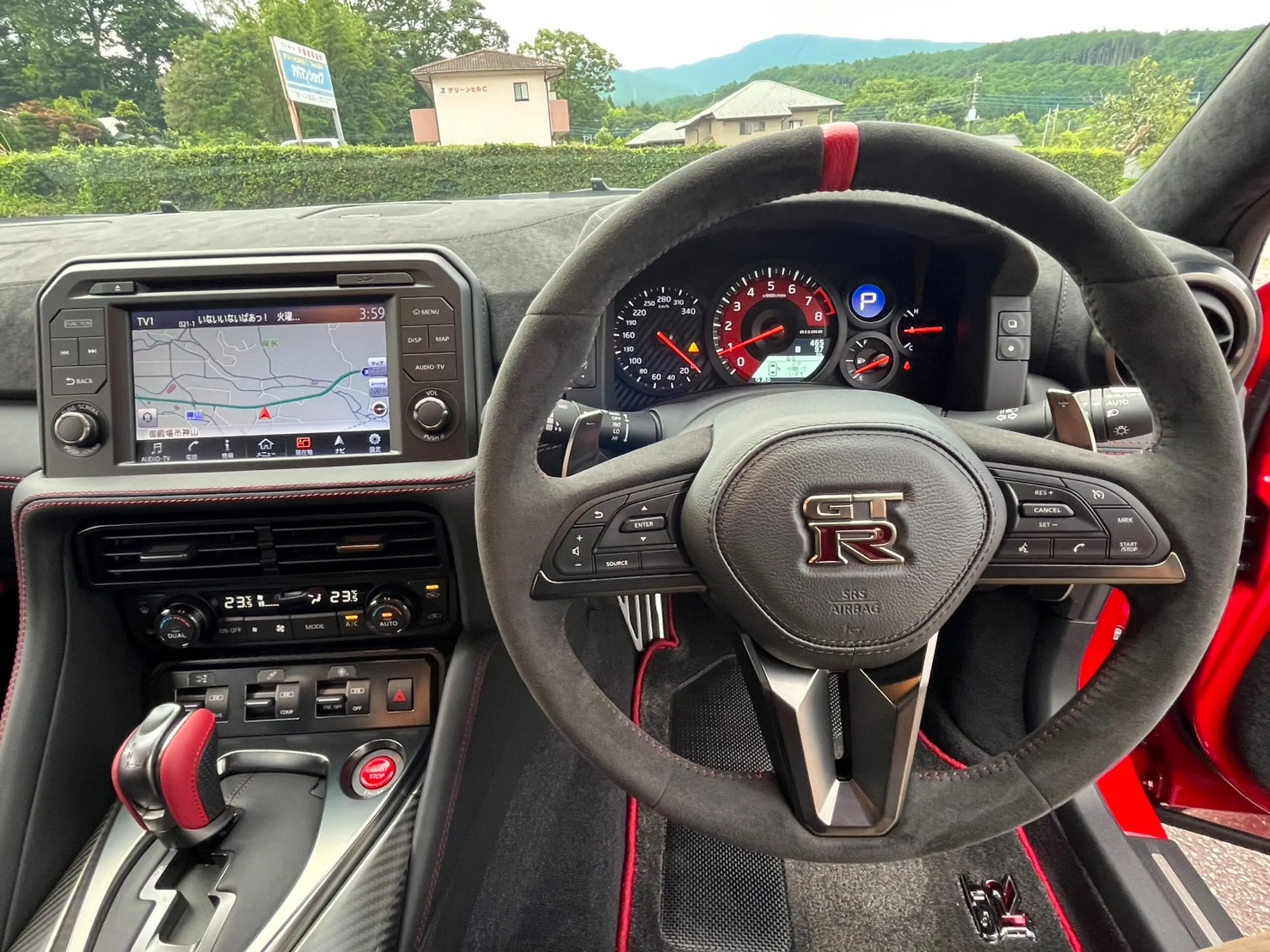 2025 Nissan GT-R 3.8 NISMO Special Edition - Ultimate Power & Performance! (No.961023) for export from Japan