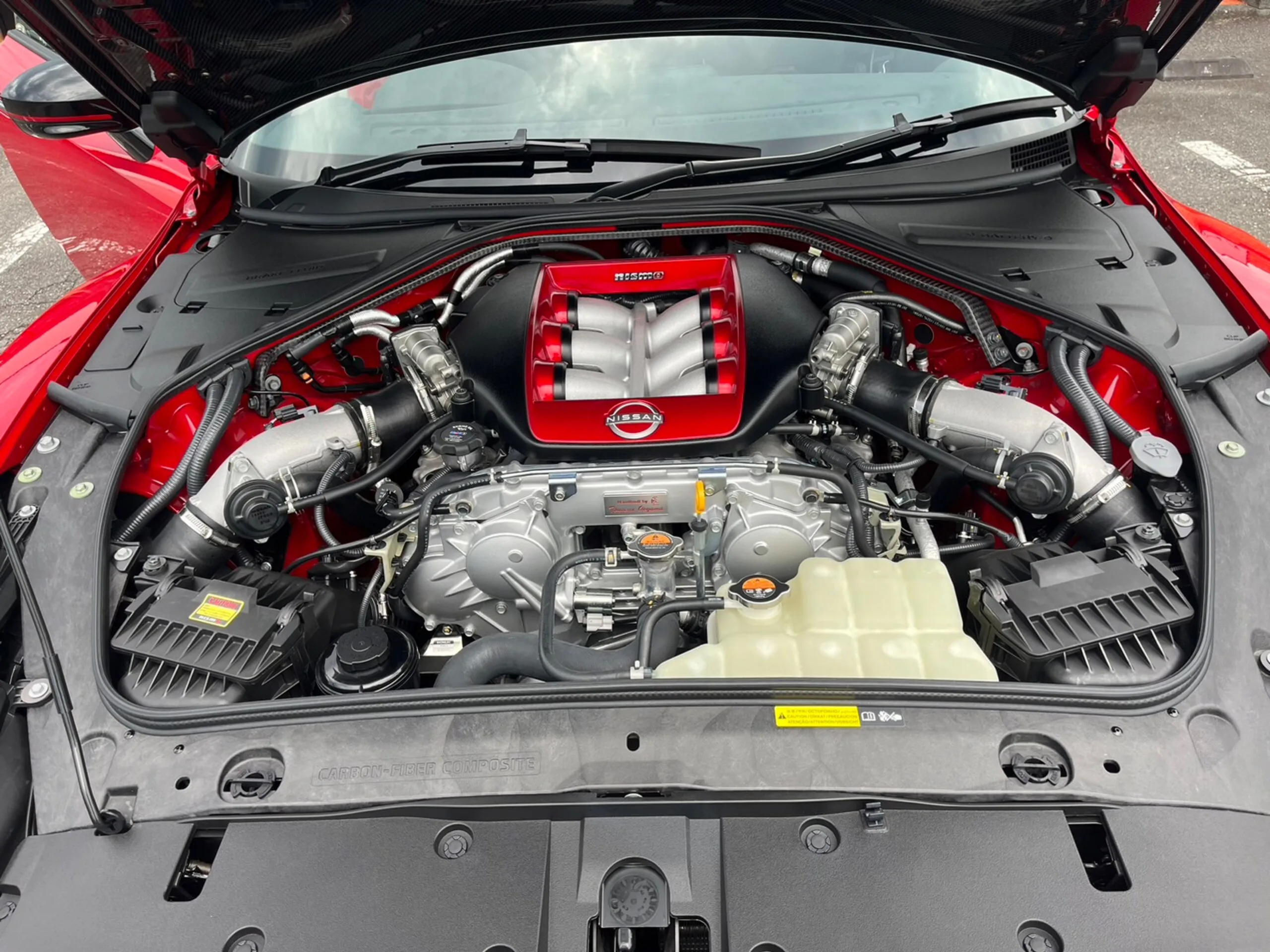 2025 Nissan GT-R 3.8 NISMO Special Edition - Ultimate Power & Performance! (No.961023) for export from Japan