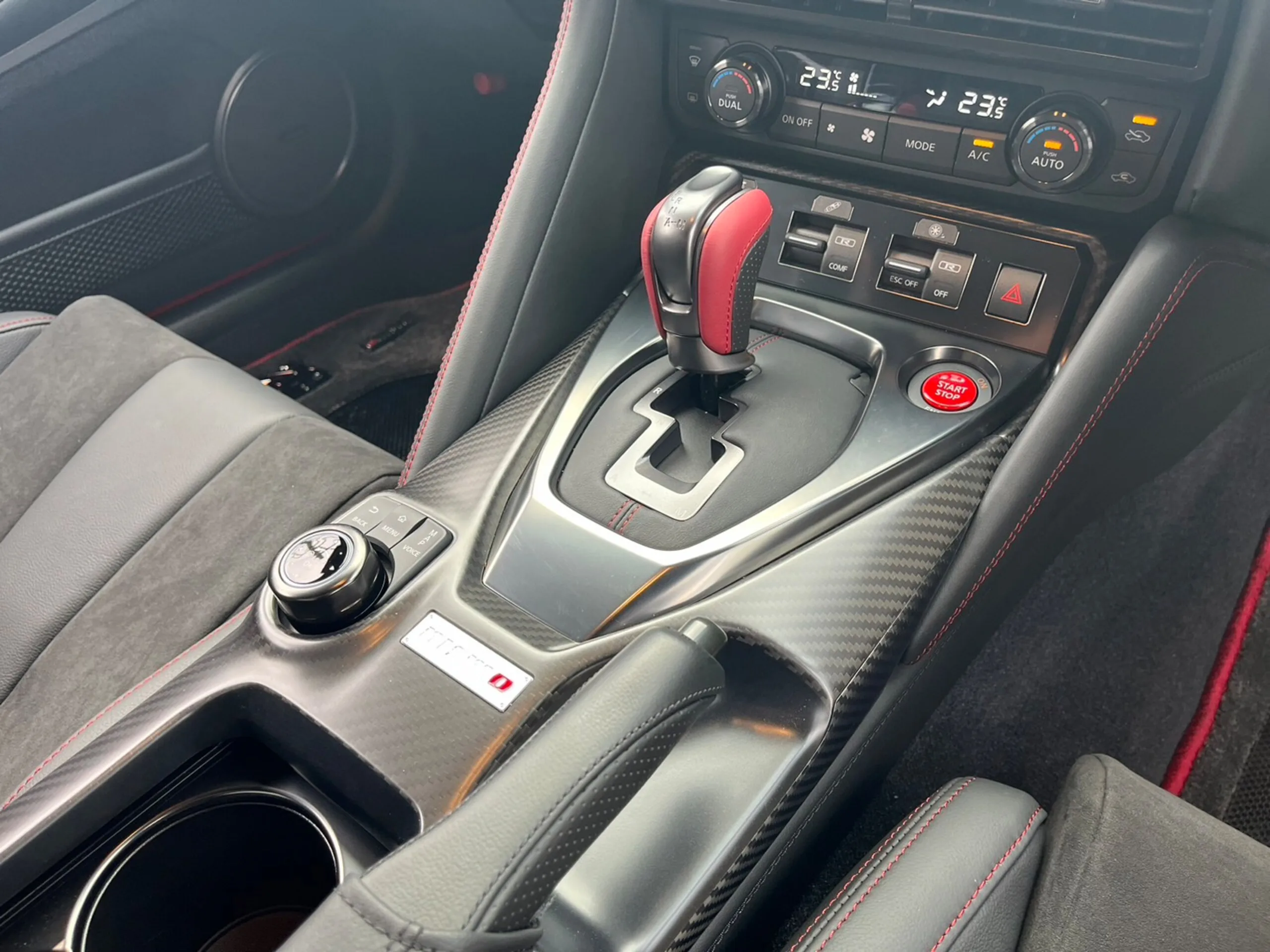 2025 Nissan GT-R 3.8 NISMO Special Edition - Ultimate Power & Performance! (No.961023) for export from Japan