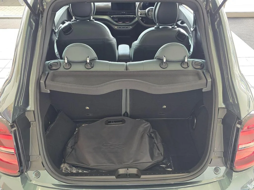 2025  BRAND NEW FIAT 500e – GIORGIO ARMANI EDITION