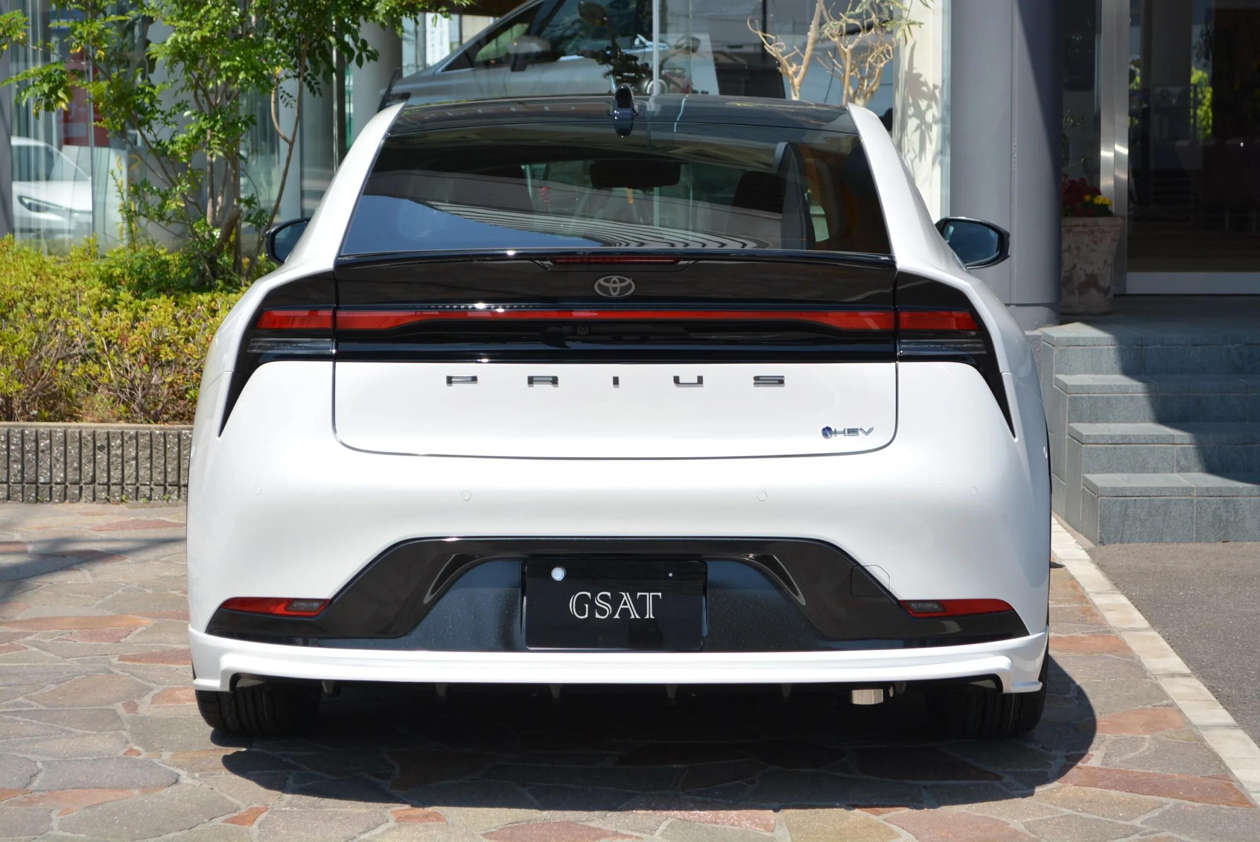 2025 TOYOTA PRIUS 2.0 Z ZEUS Aero Package