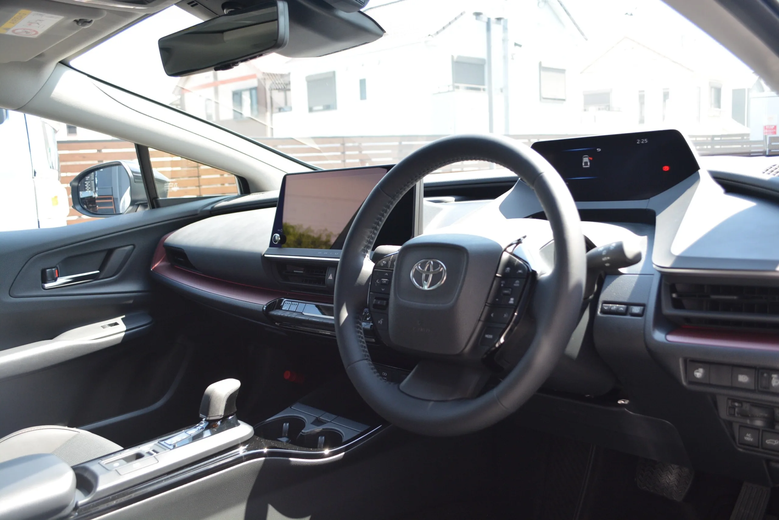 2025 TOYOTA PRIUS 2.0 Z ZEUS Aero Package