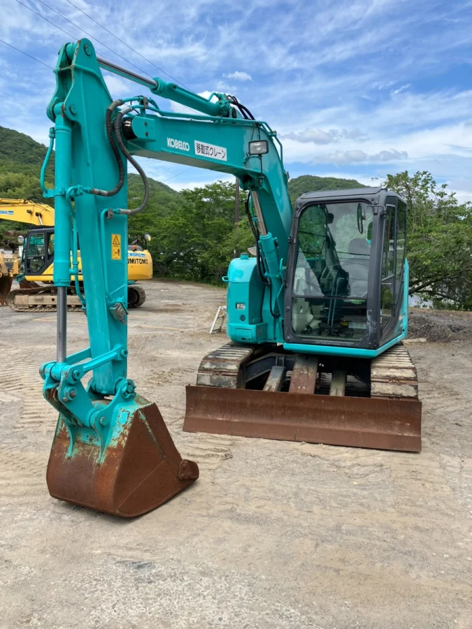 KOBELCO SK75SR-3 EXCAVATOR