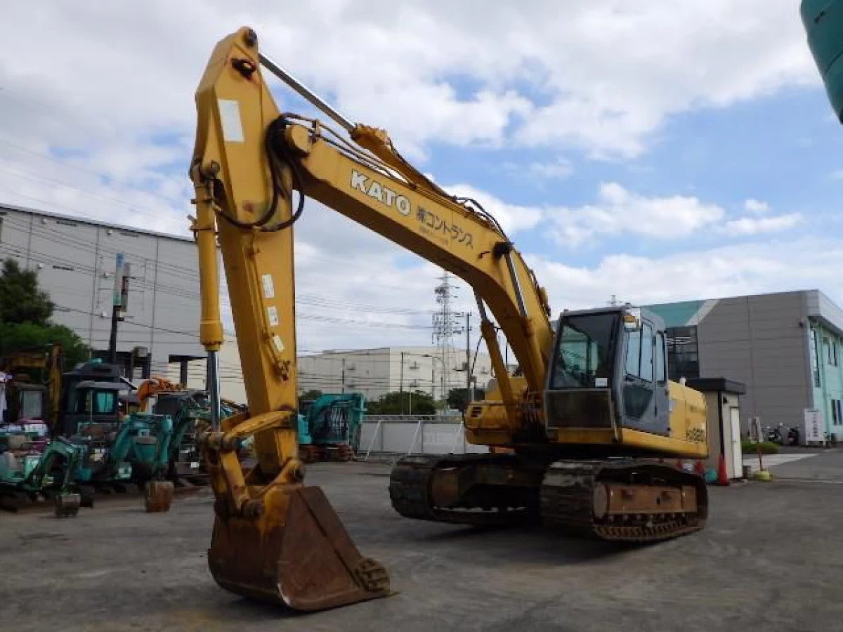 KATO HD820 Excavator (No.J0785) for export from Japan
