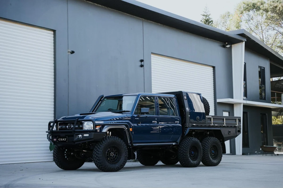 2023 Toyota Land Cruiser GXL Manual 4x4 Double Cab: Customized for Ultimate Adventure(No.960971) for export from Japan