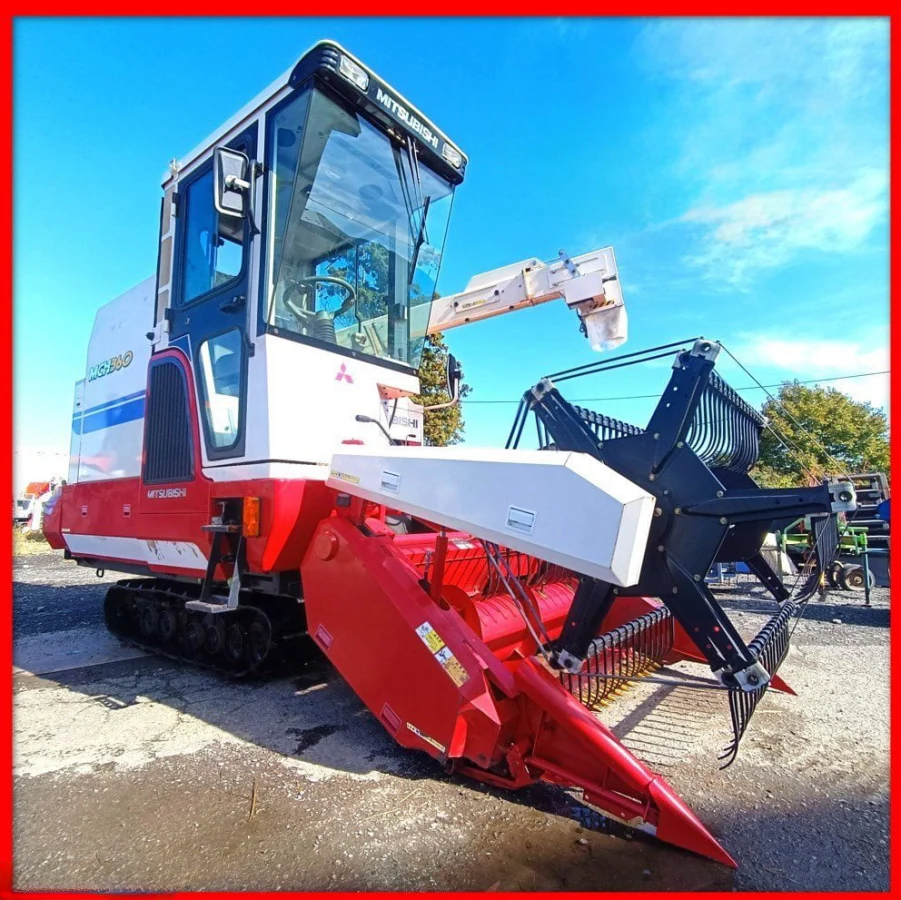 Mitsubishi General-purpose combine harvester MCH360 (No.910855) for export from Japan