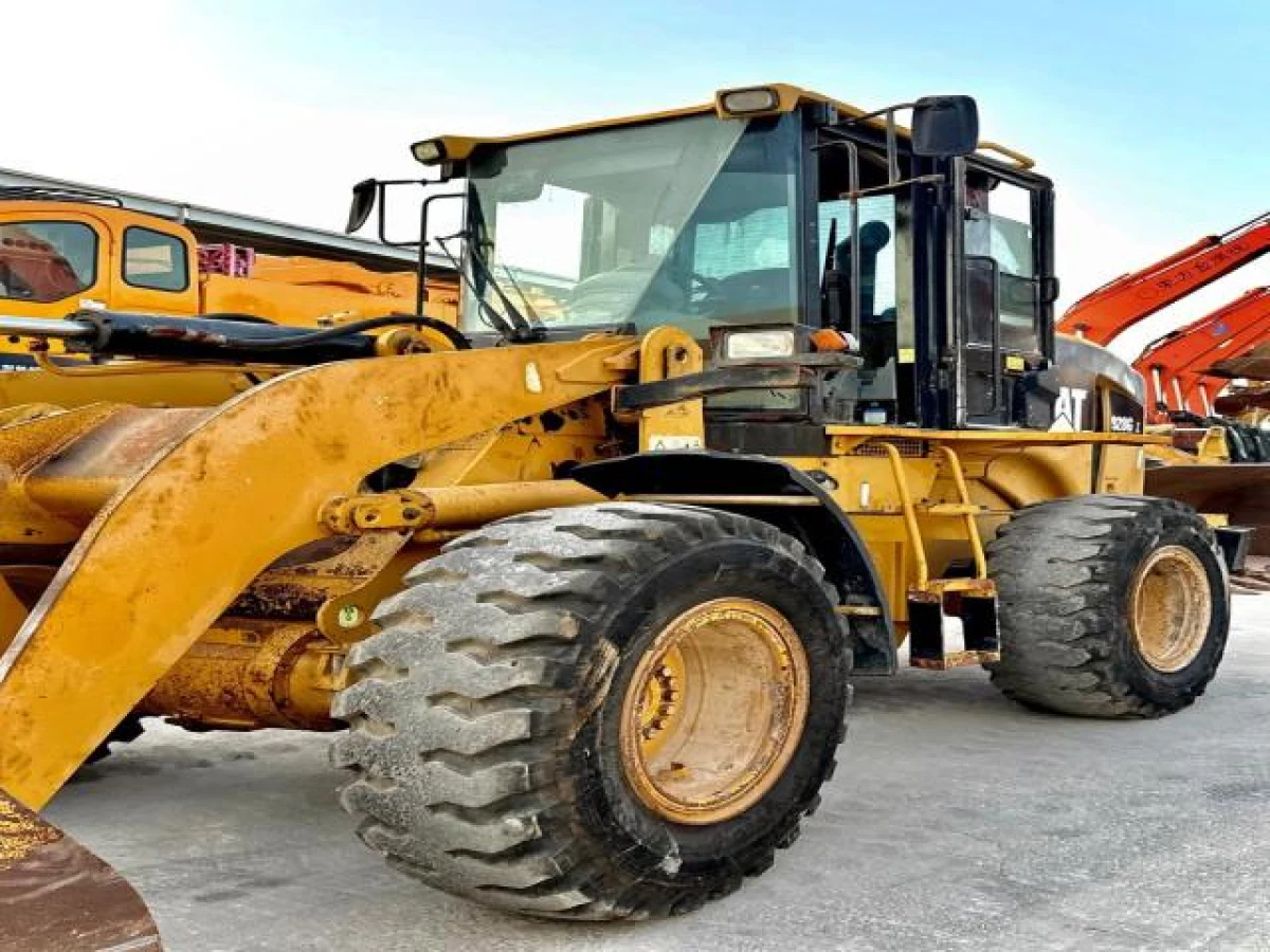 2008 CAT Wheel loader Type 928G Wheel Loader for export from Japan