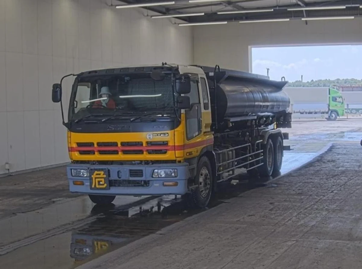 1999 ISUZU KC-CYL23V2W GIGA TANKER 18000L TRUCK (No.J0790)
