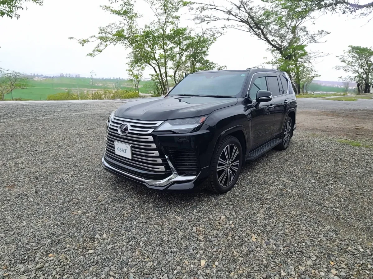 2025 Lexus LX 600 for export from Japan