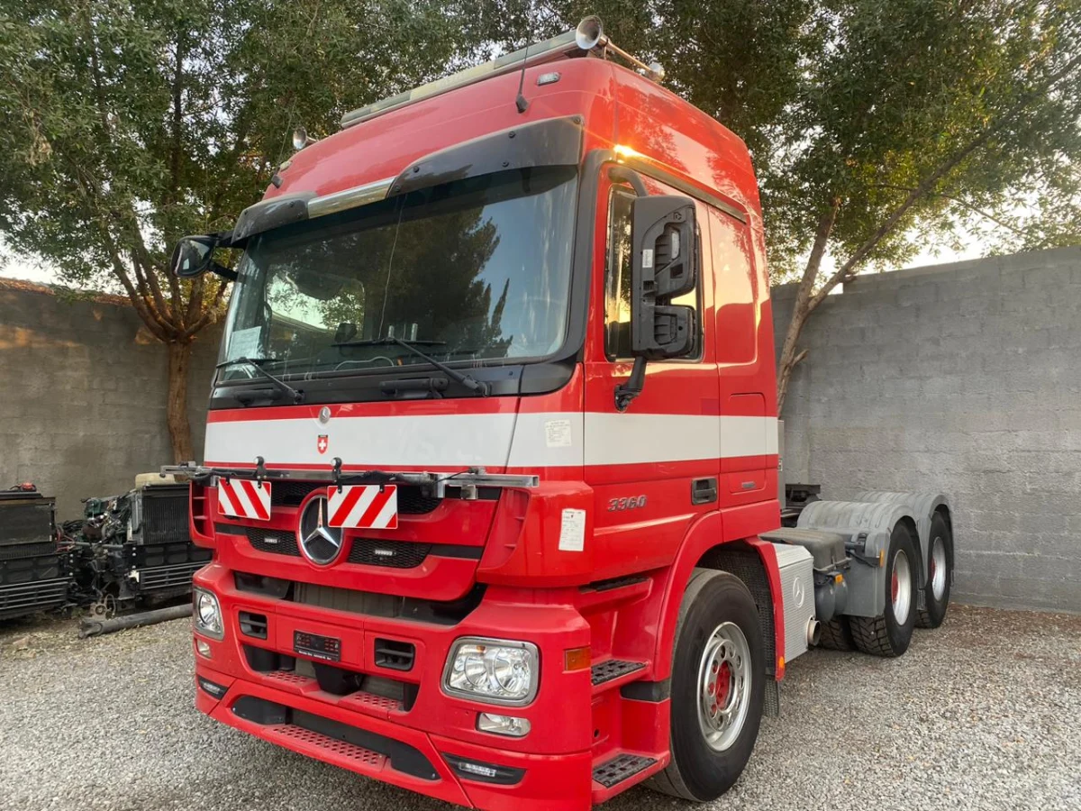2012 Mercedes Benz Actros 3360 6X4 Tractor Head (No.830820)