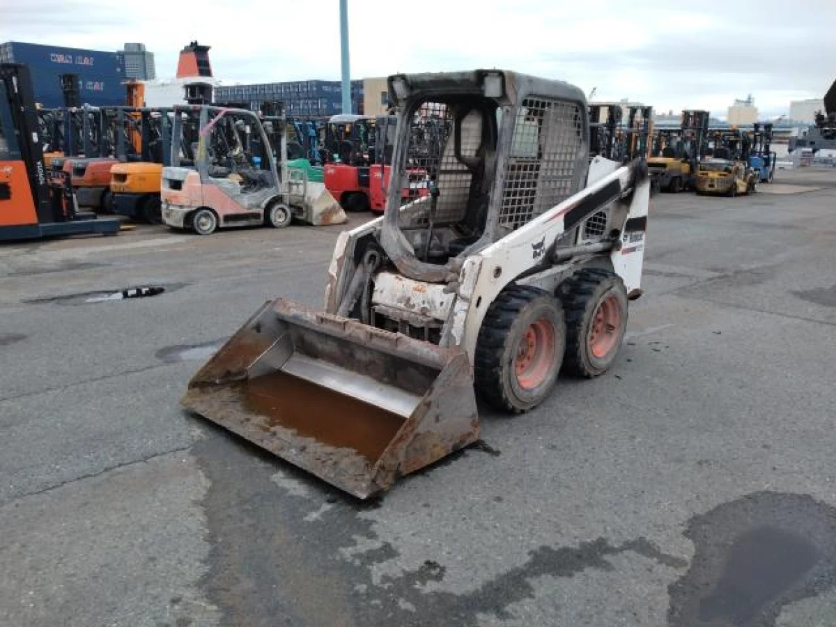 2016 BOBCAT S450 Skid Loader for export from Japan