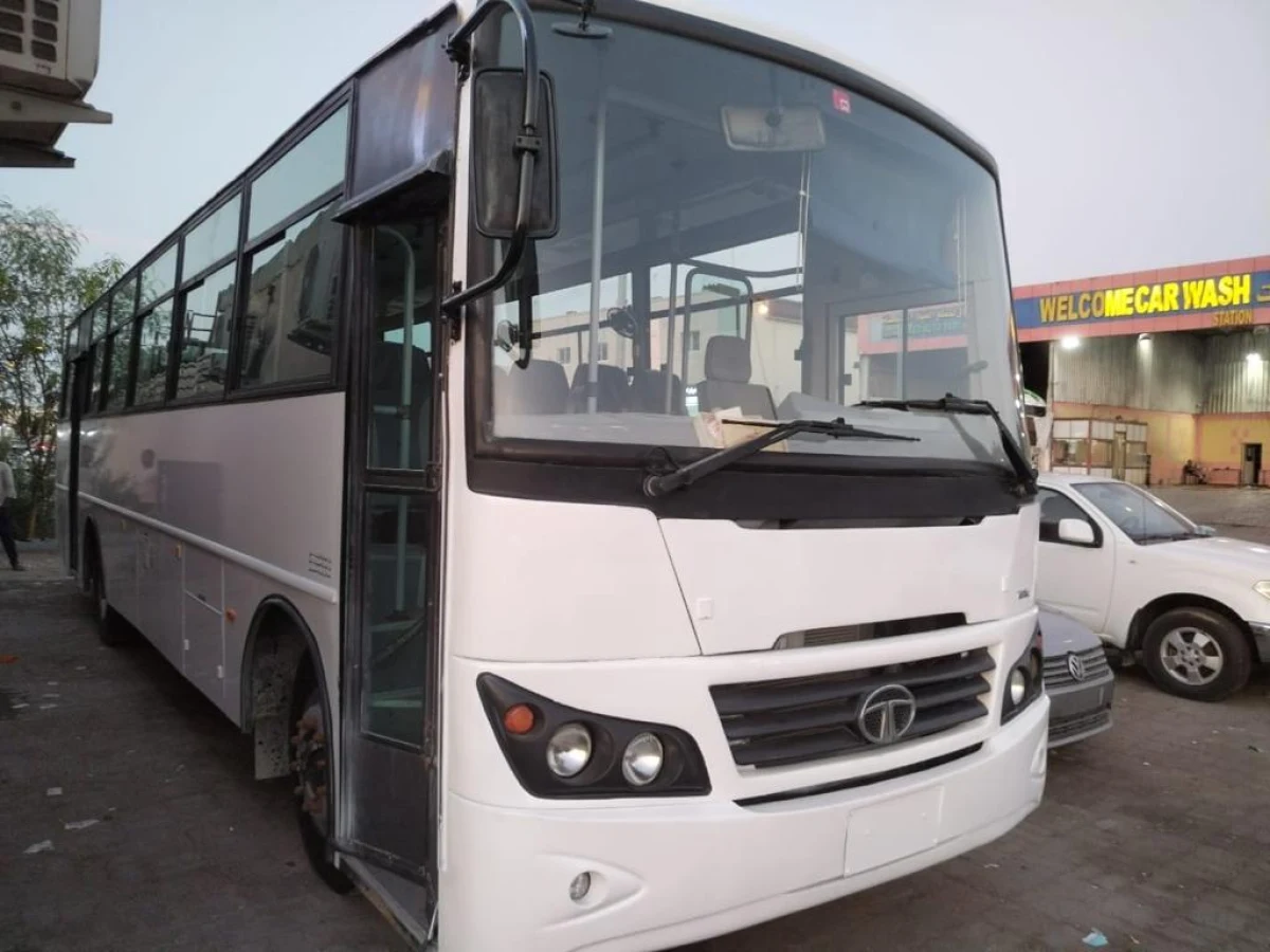 2016 TATA  long bus 66 Seat / AC - Very good condition