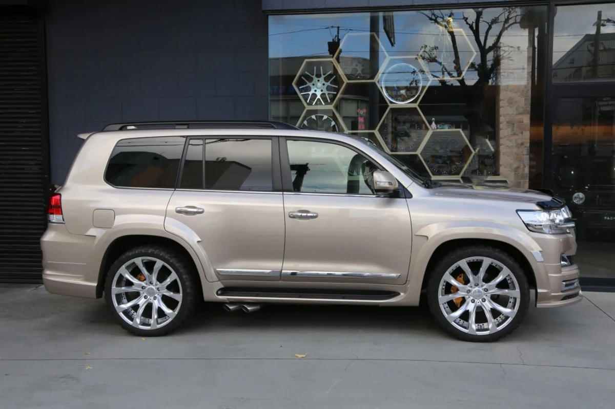 2019 Toyota Land Cruiser 200 4.6 ZX 4WD WALD