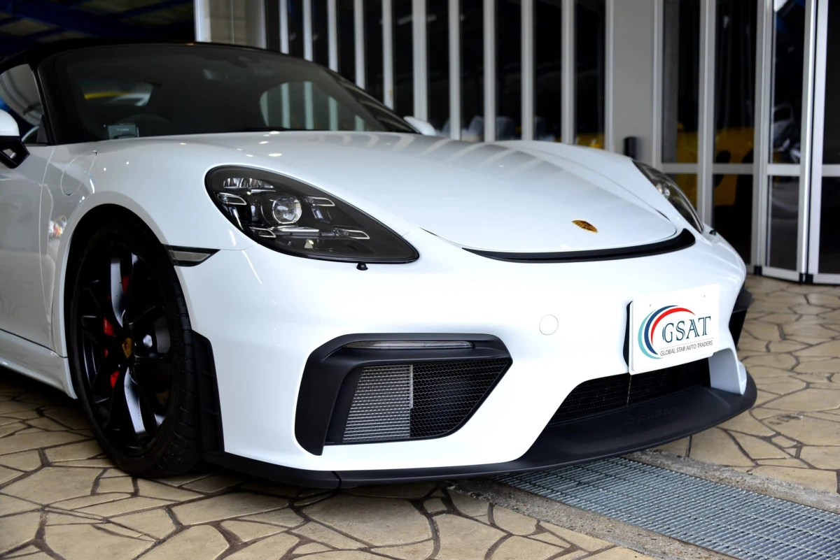 2020 Porsche 718 Spider Sports Car (No.960465)