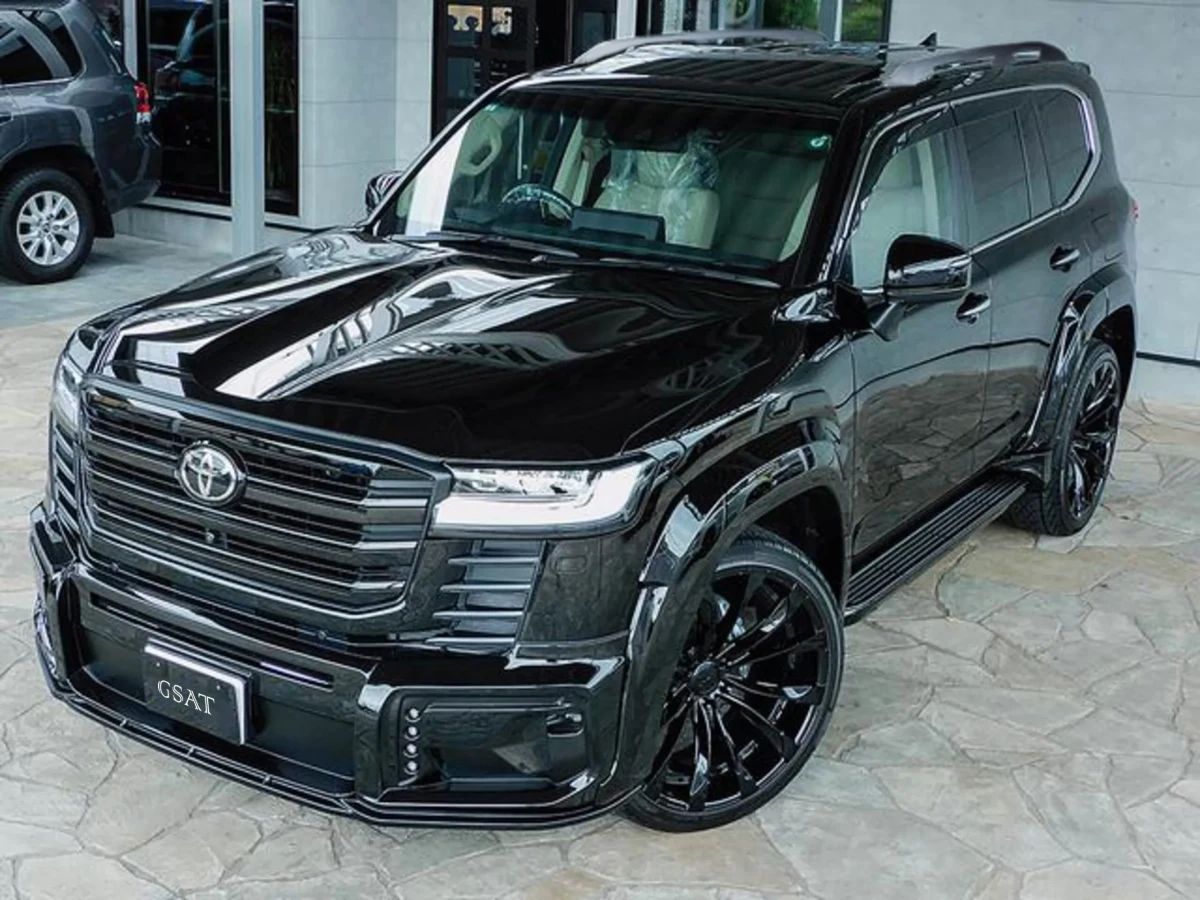 2023 Toyota Land Cruiser 300 3.5 ZX 4WD With WALD Full Aero | Rear Entertainment | JBL Sound System (No.961028)
