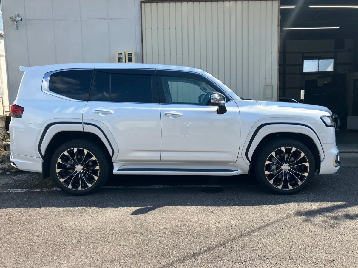 2023 Toyota Land Cruiser 300 ZX 4WD – Modellista Edition
