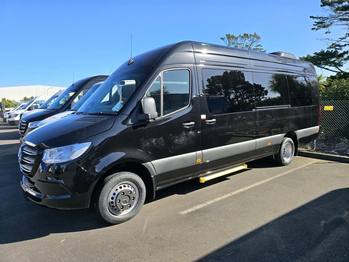 2025 Mercedes-Benz Sprinter 519 Elwb Ss 16 Seater Mini van