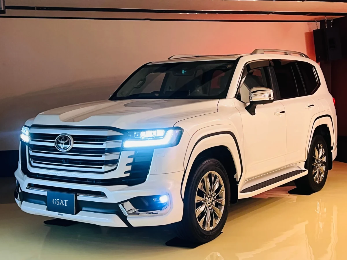 2025 TOYOTA LAND CRUISER 300 ZX 4WD