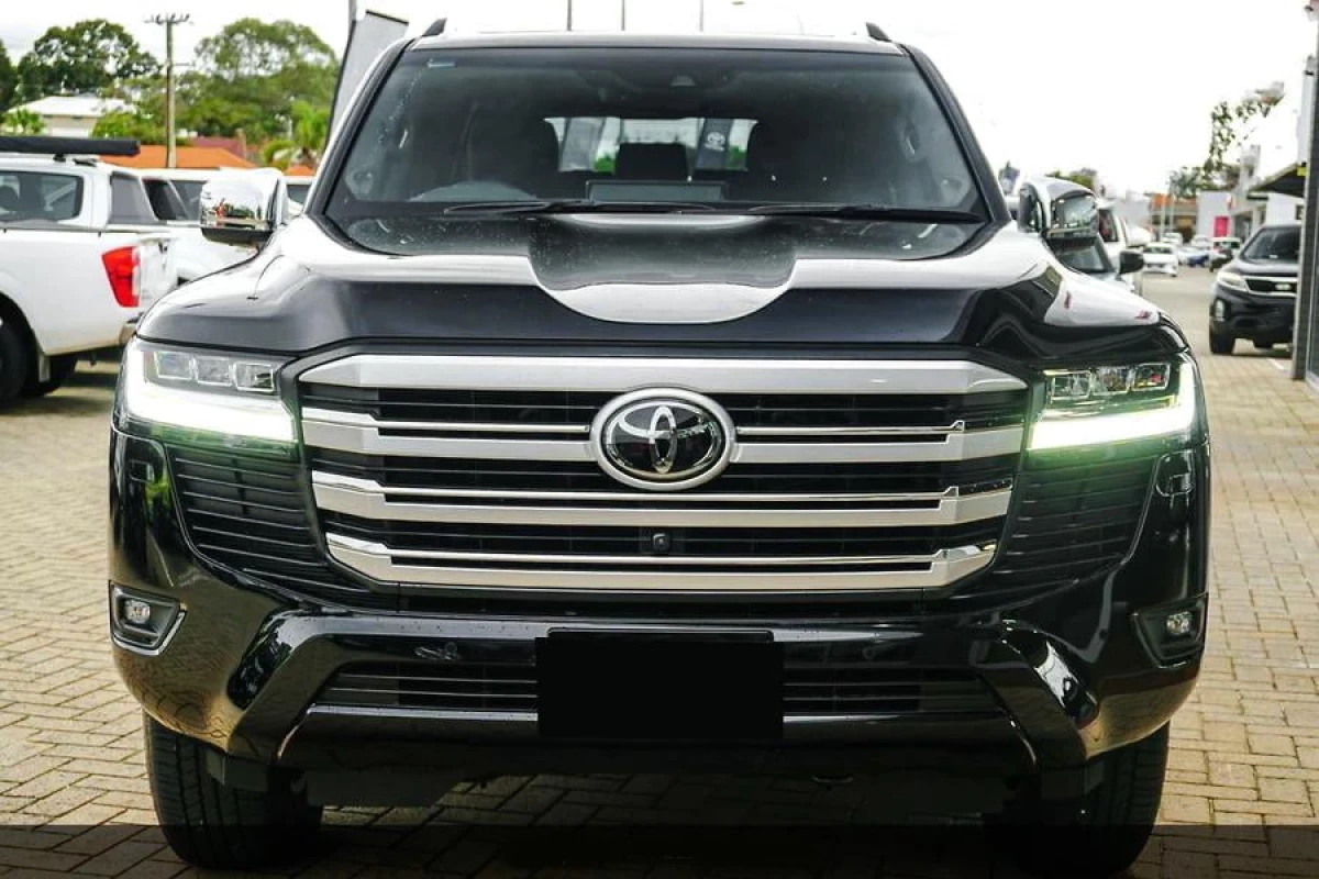 2025 Toyota Land Cruiser Sahara (No.480797) for export from Japan