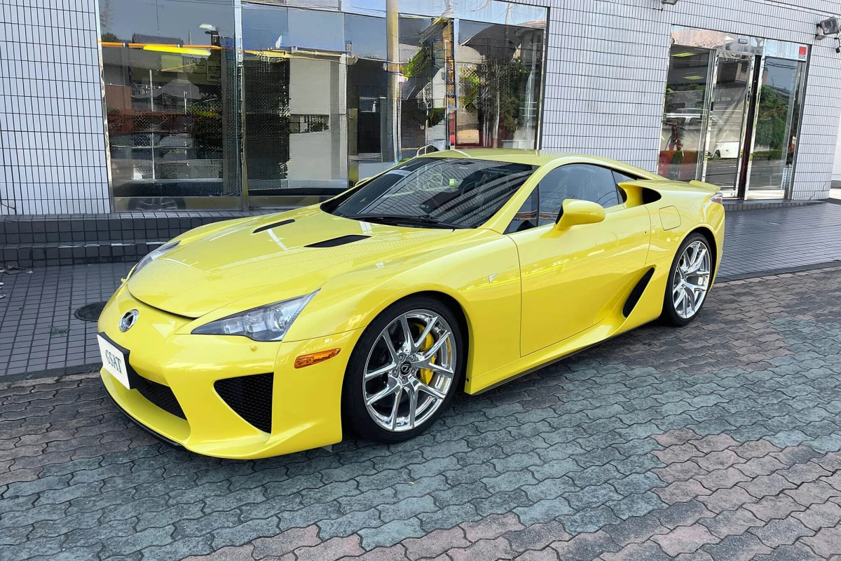 2012 Lexus LFA 6AT Sport (No.960868) for export from Japan