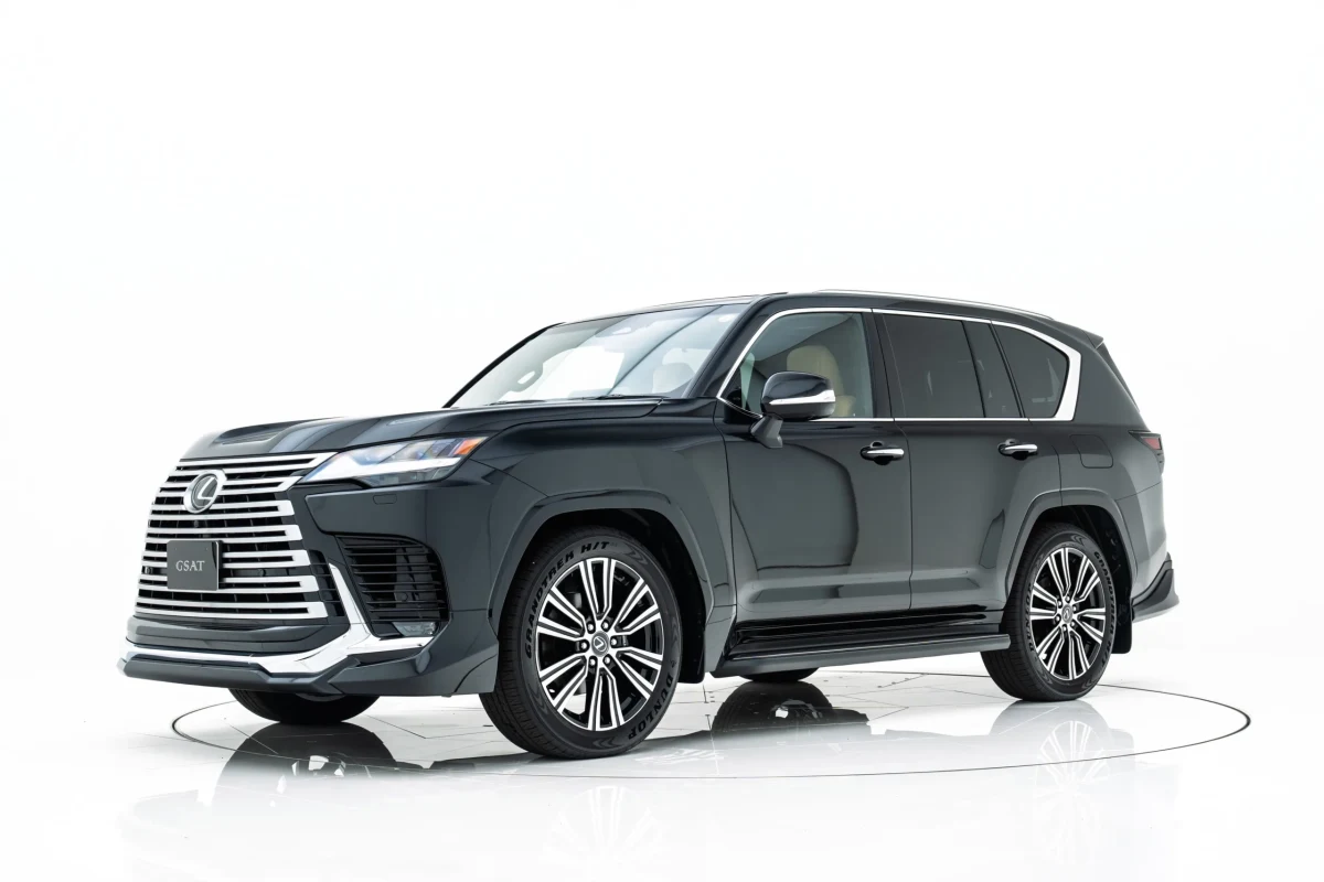 2025 LEXUS LX600 4WD –7 Seater LUXURY PACKAGE for export from Japan