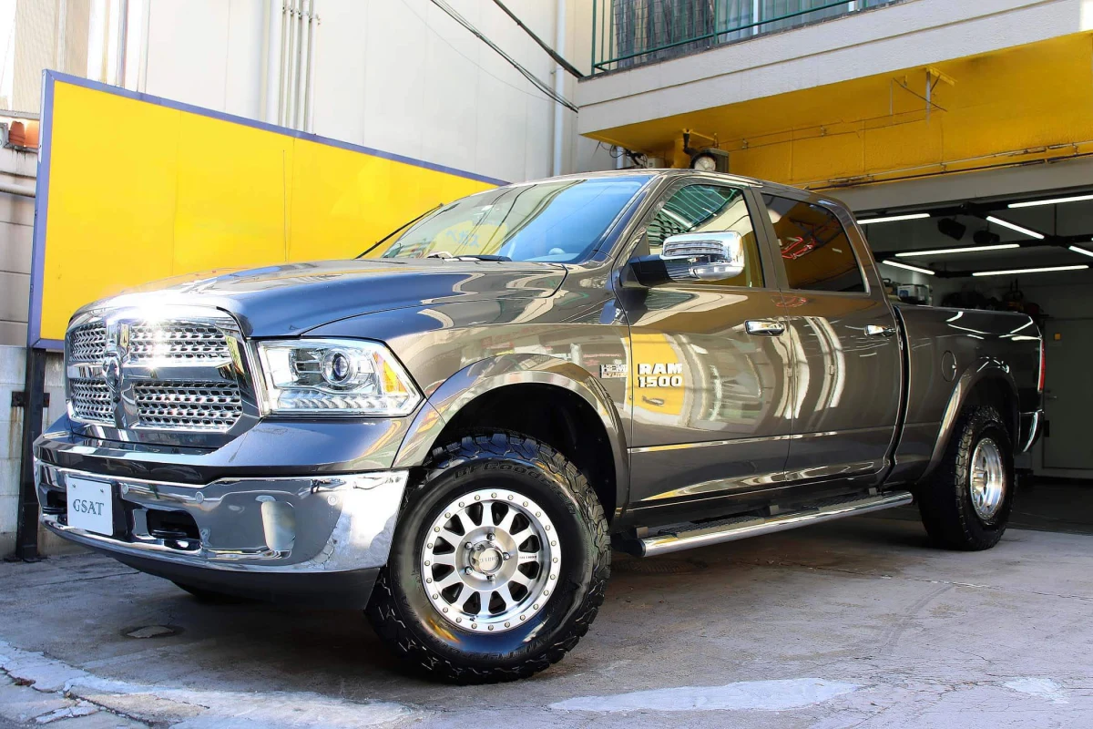 2018 Dodge Ram Truck Laramie 4WD (No.960911) for export from Japan