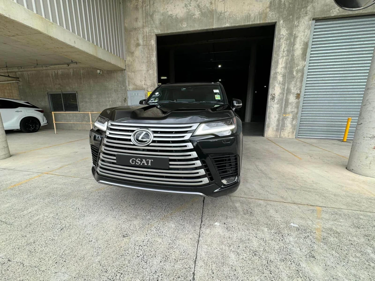 2025 LEXUS LX600 Ultra Luxury Black Exterior Black Interior (No.J0874) for export from Japan
