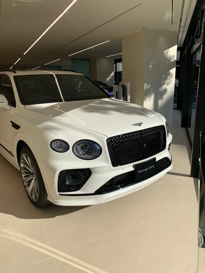 2023 Bentley Bentayga Speed W12 SUV ( Final Manufacture ) No.J0811 for export from Japan