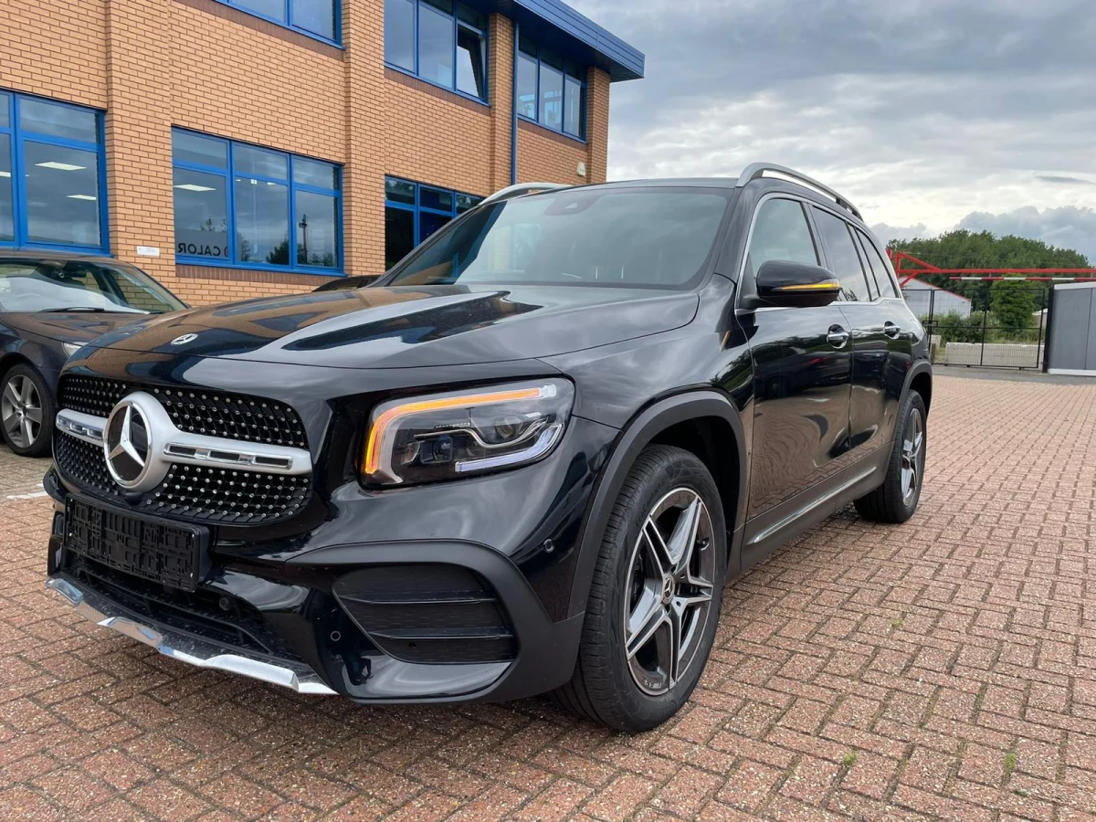 2022 GLB 200 AMG Line Premium Plus SUV (No.860804) for export from Japan