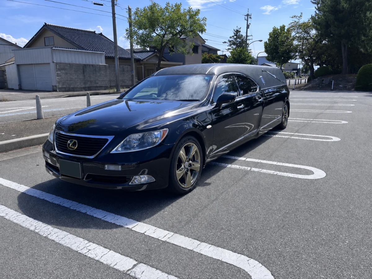 2006 Lexus LS460 Limousine Hearse for export from Japan