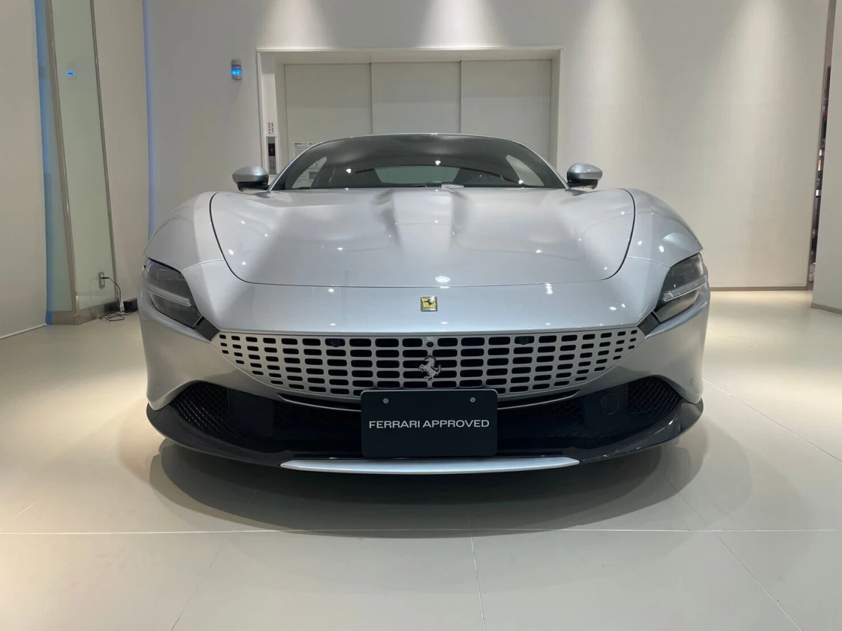 2022 Ferrari Roma F1 DCT Sport Coupe (No.960914) for export from Japan