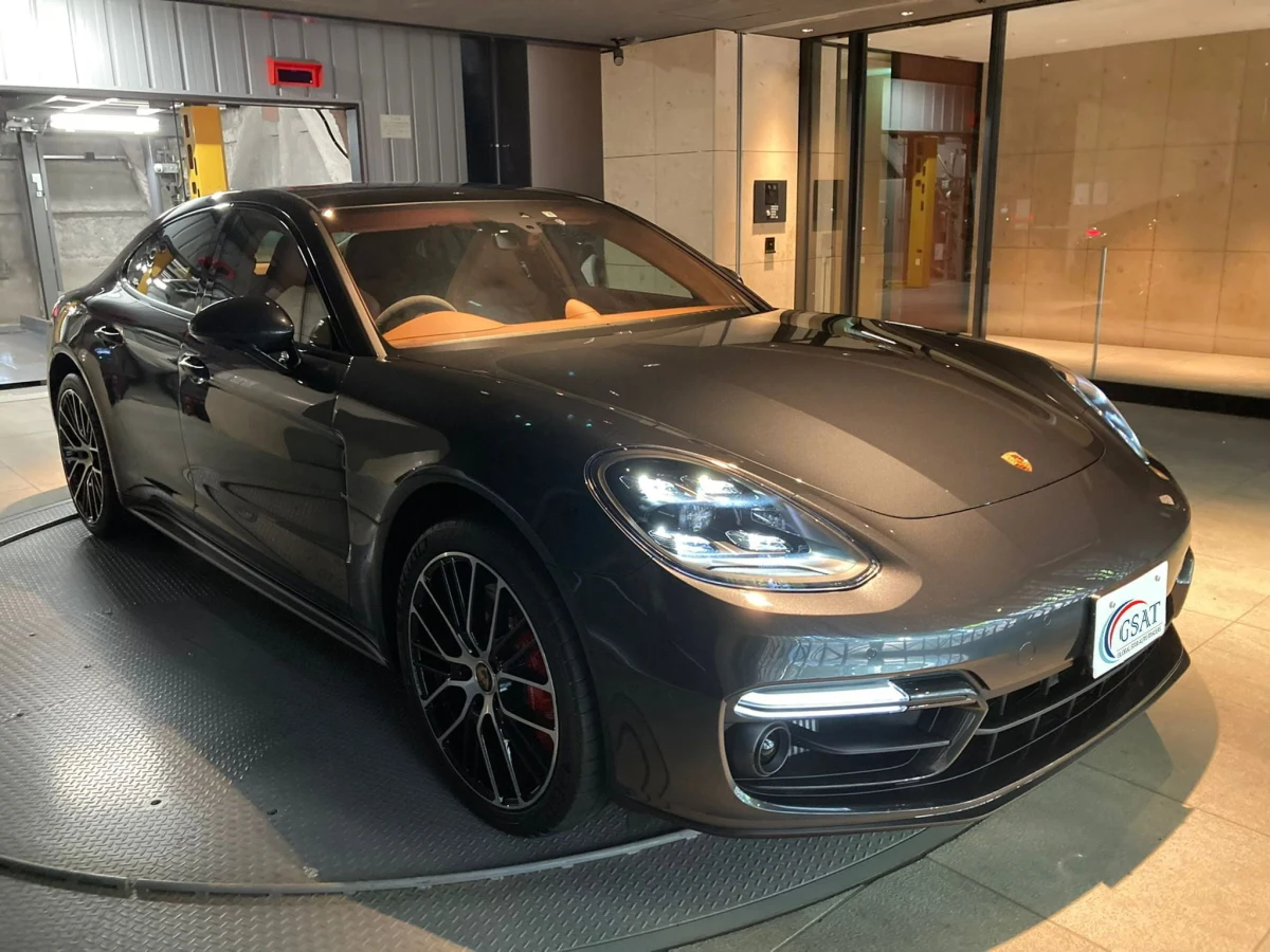2022 Porsche 911 GTS (J0533) for export from Japan