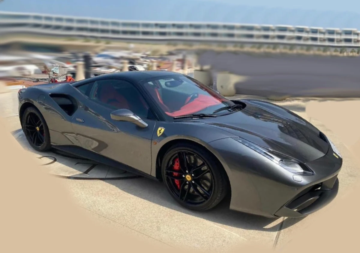 2016 Ferrari 488 GTB GCC Spec (No.J0540) for export from Japan